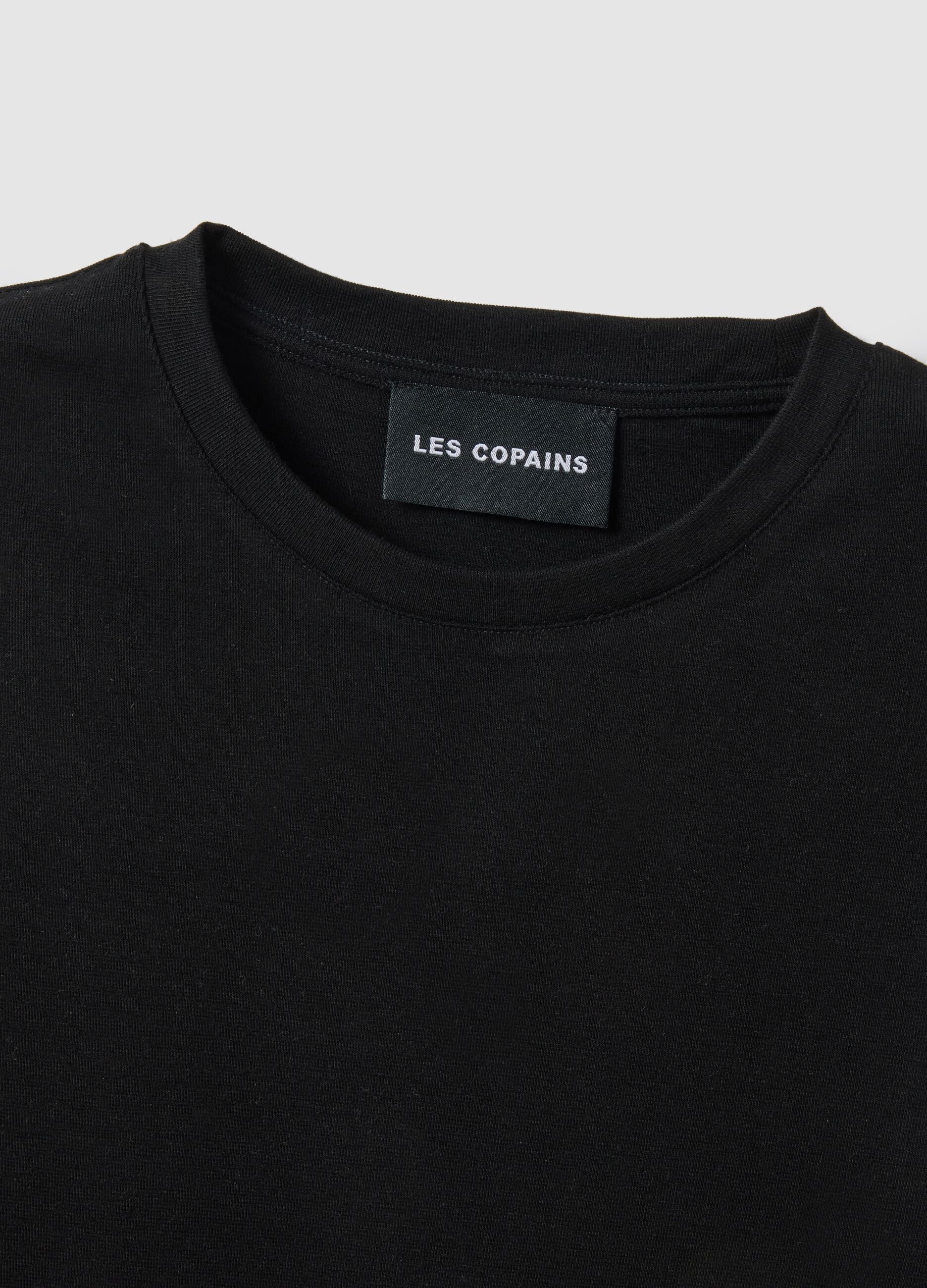 Black crew-neck long sleeve regular fit top