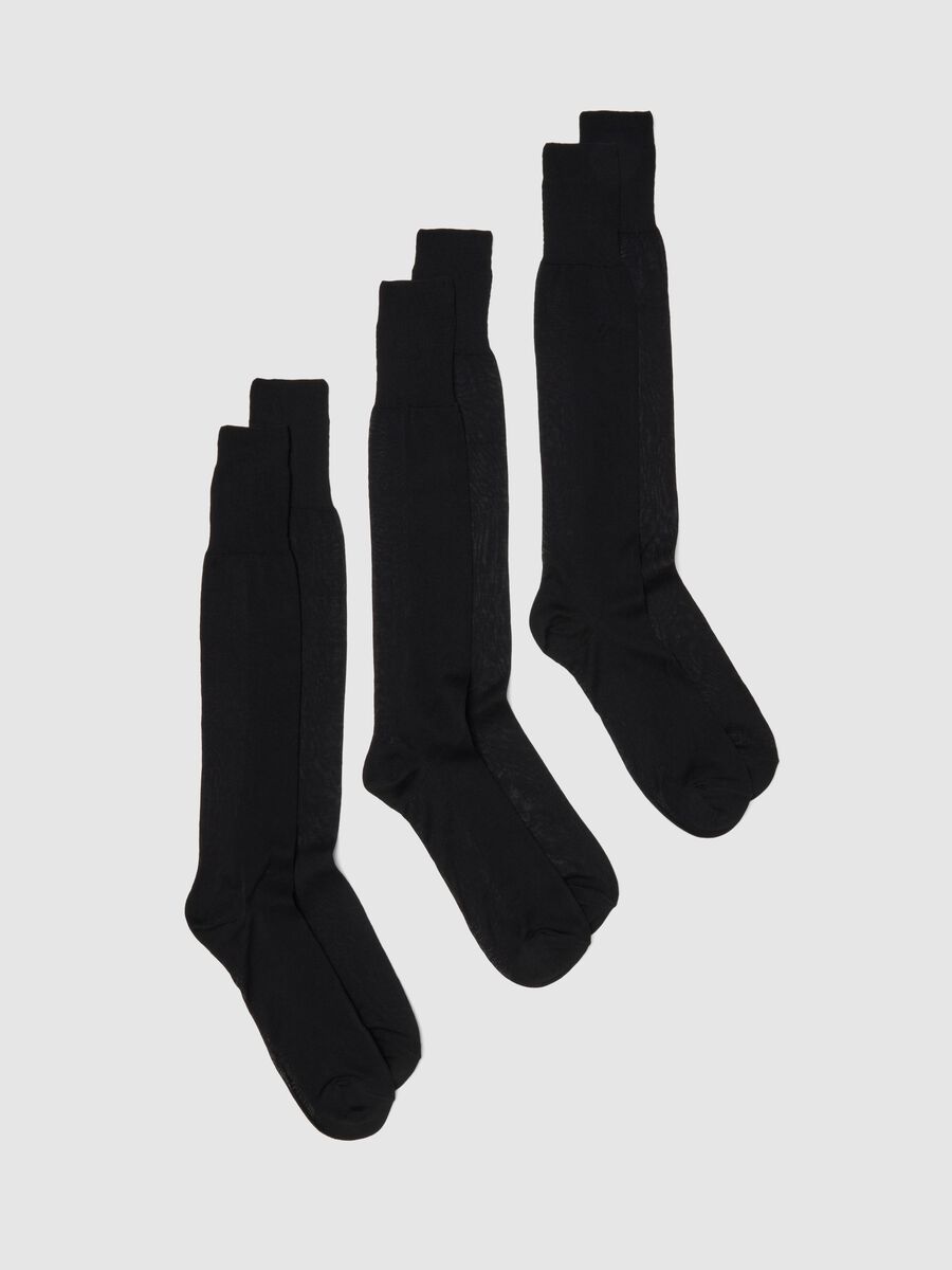 Three-pack long socks in pure black cotton regular fit_0