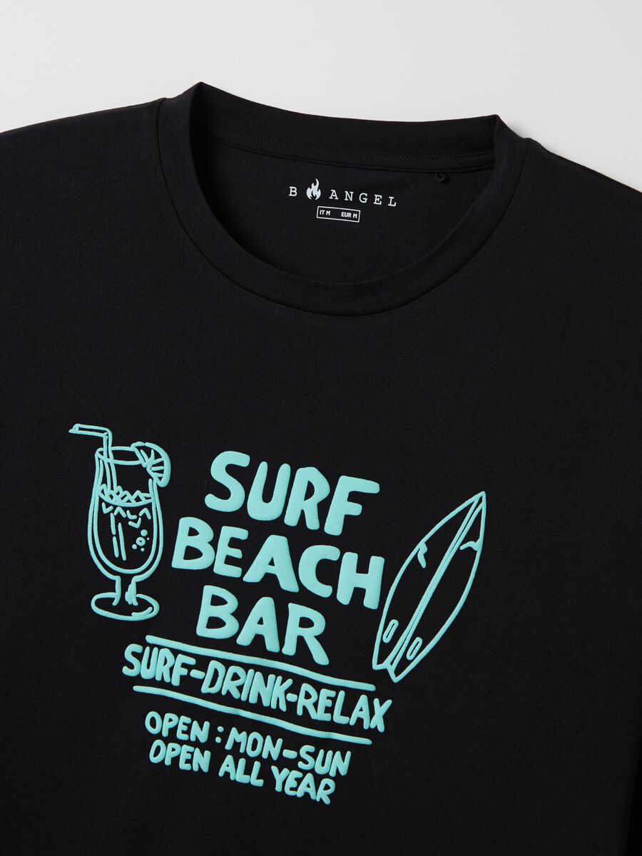 Men&rsquo;s black boxy-fit T-shirt in 100% cotton with Surf Beach Bar print_5