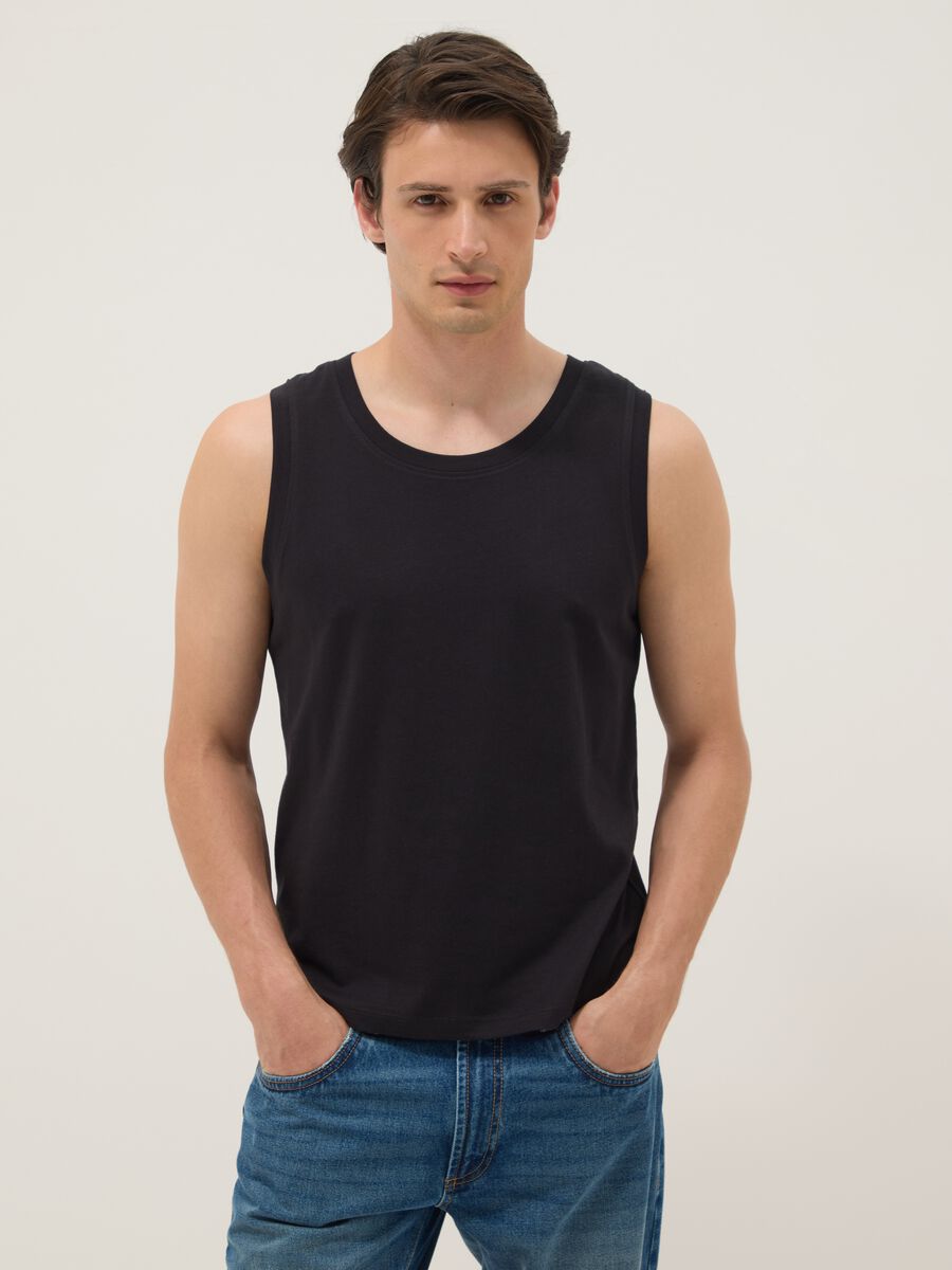 Black crew-neck cotton vest top, regular fit_1