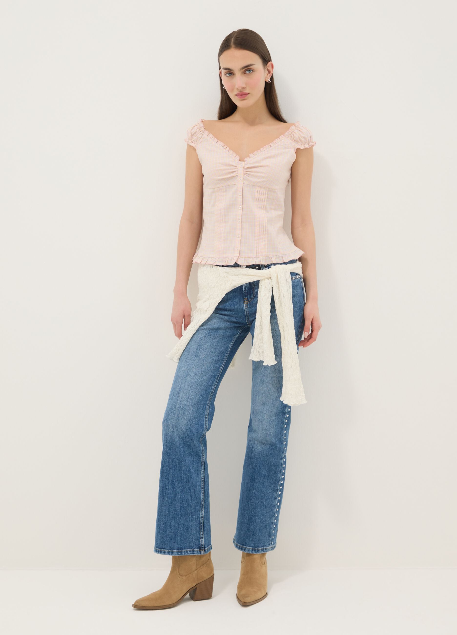 Pink stretch cotton blouse with buttons and ruffles, regular fit