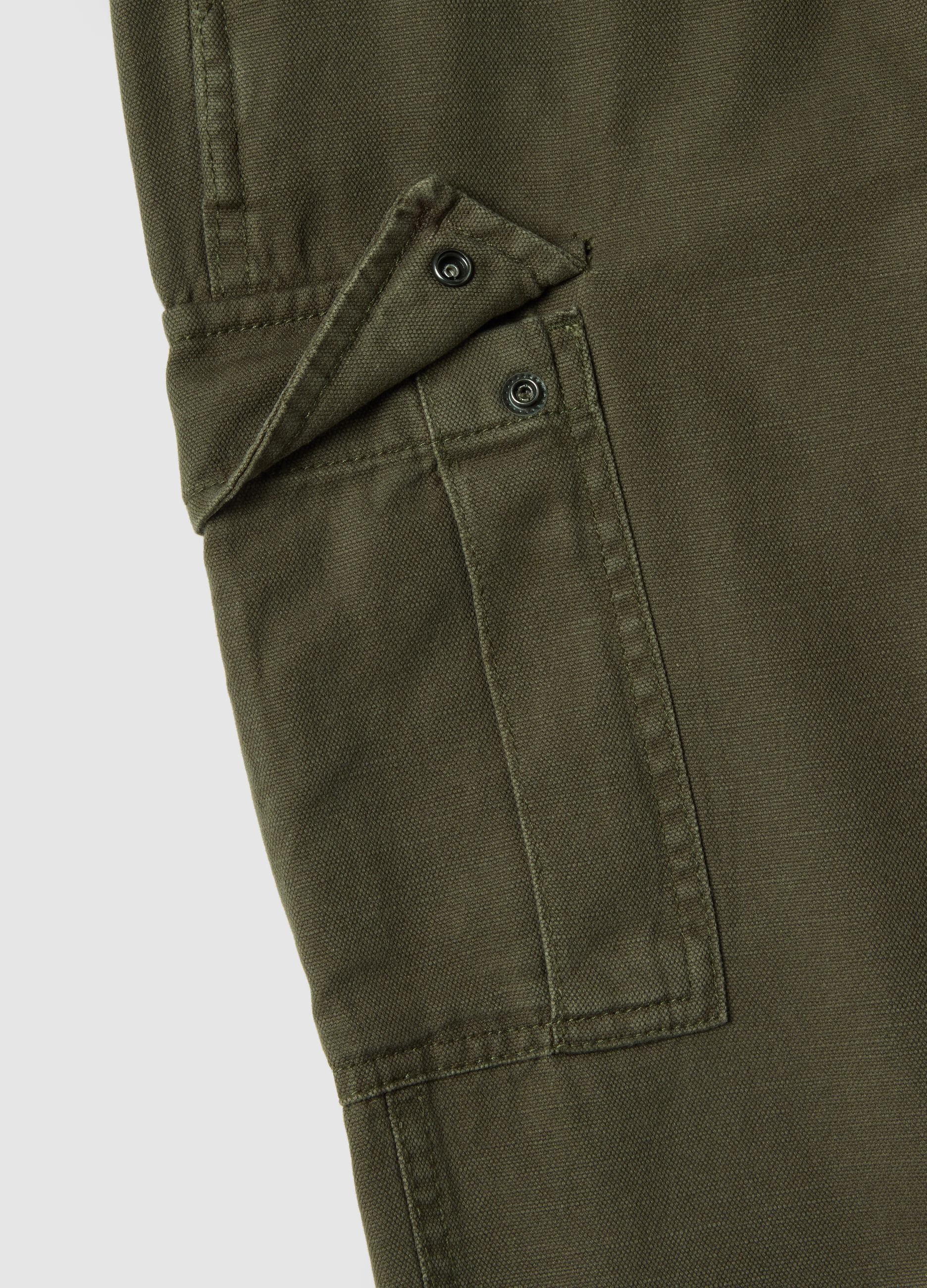 Green regular fit cotton and linen cargo trousers