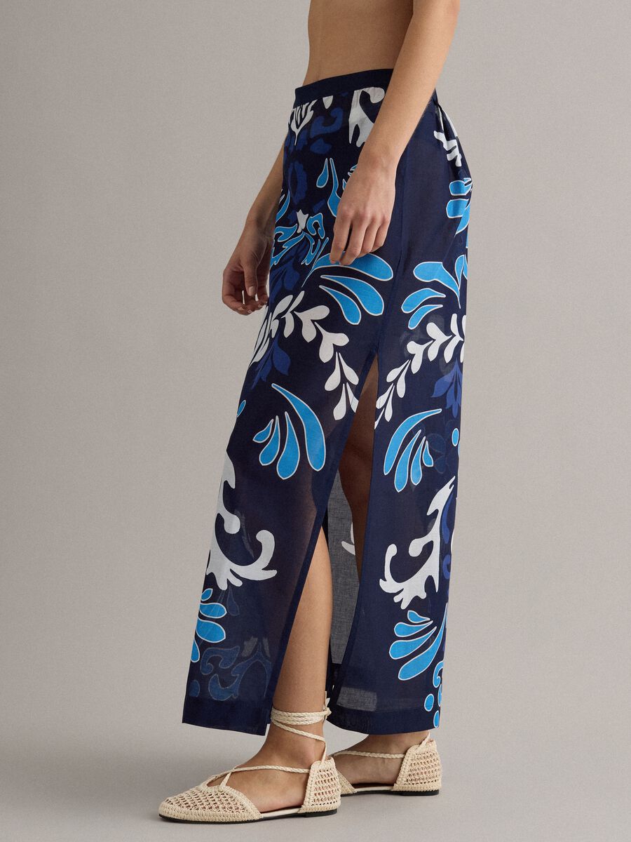 Blue pure cotton sarong with decorative print_3