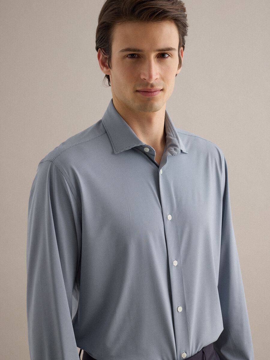 Blue Slim Fit Shirt with Buttons and Traditional Collar_3