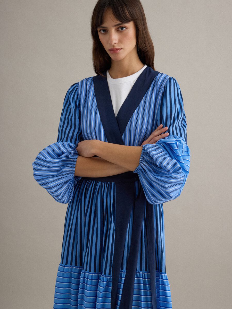 Multicolour striped pure cotton dress with regular fit and V-neck_4