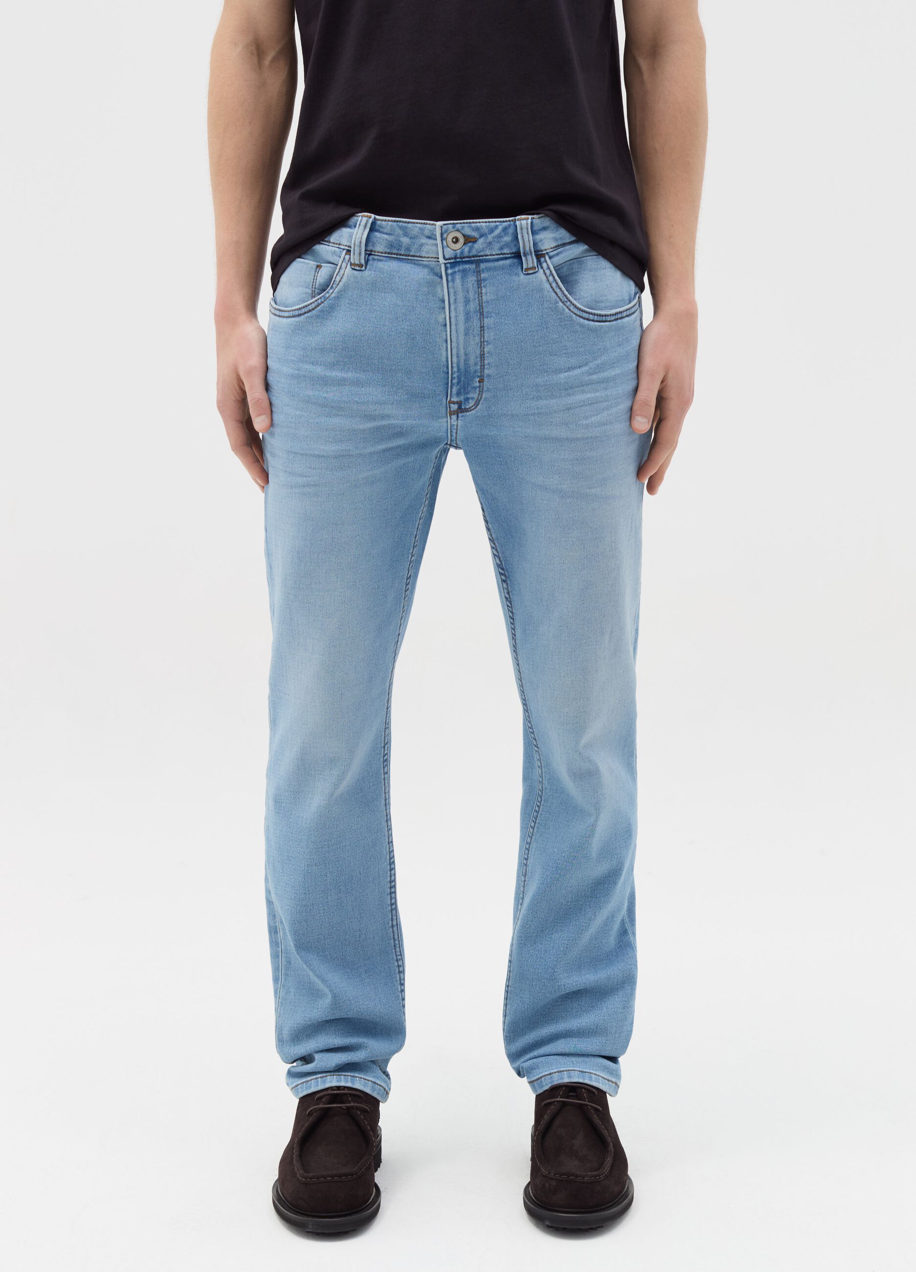 Slim-fit jeans with discolouring