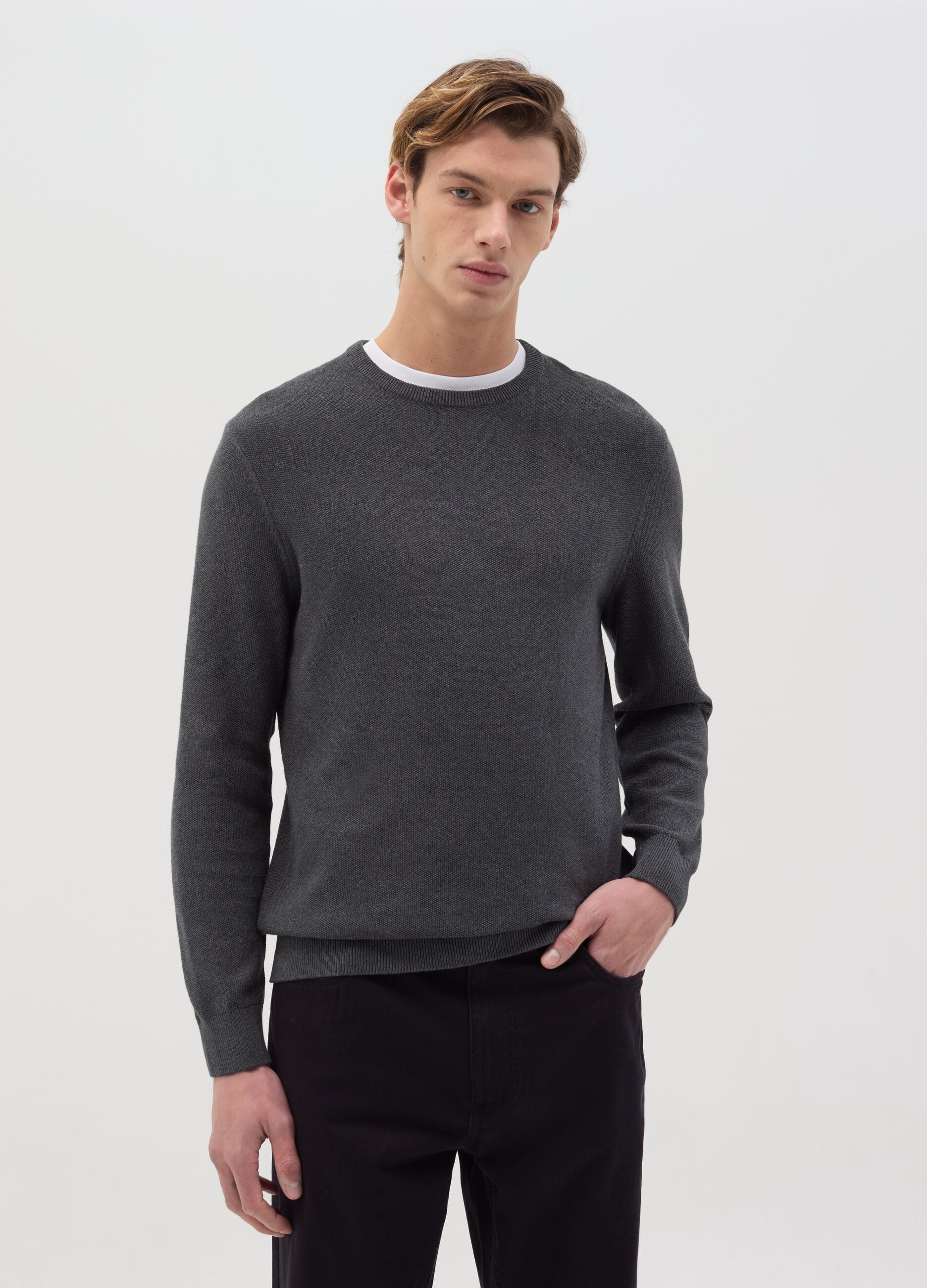 Cotton pullover with micro weave
