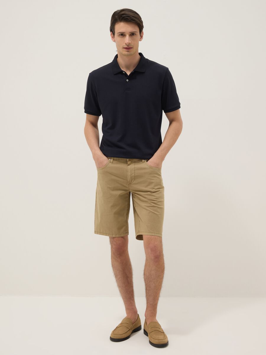 Beige regular-fit stretch cotton Bermuda shorts_0