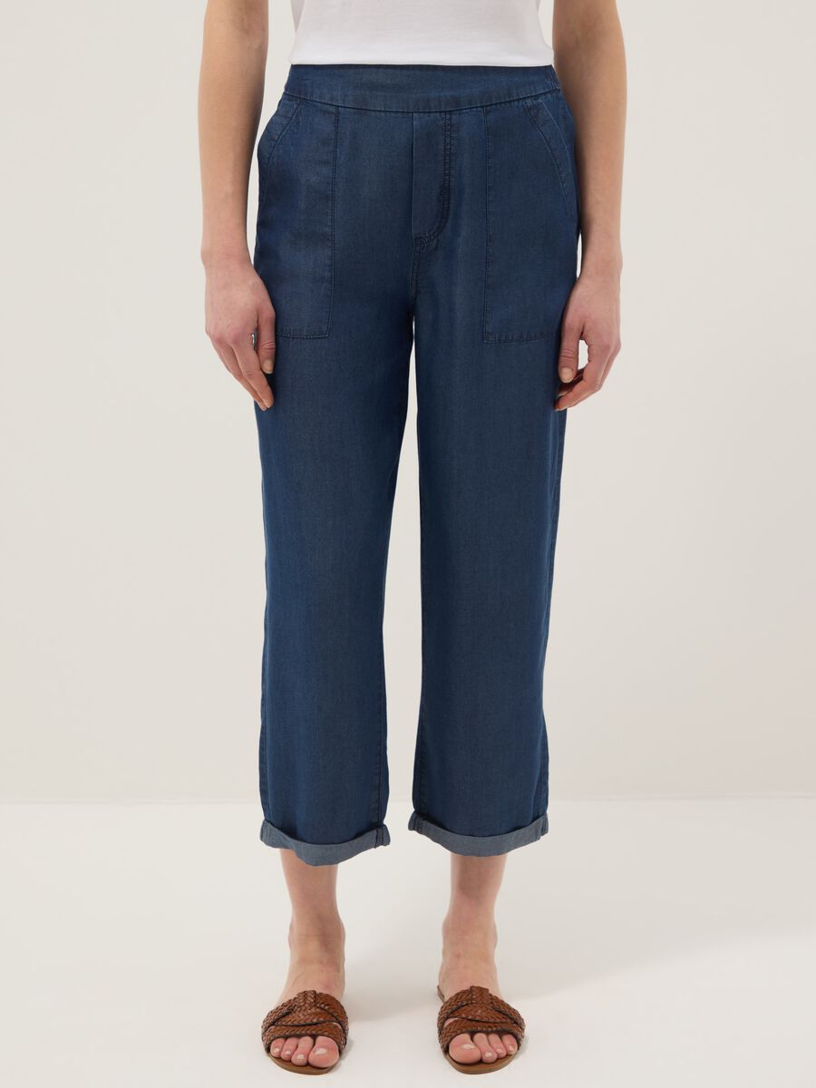 Jeans denim blu in puro lyocell con vita elasticizzata relaxed fit_1