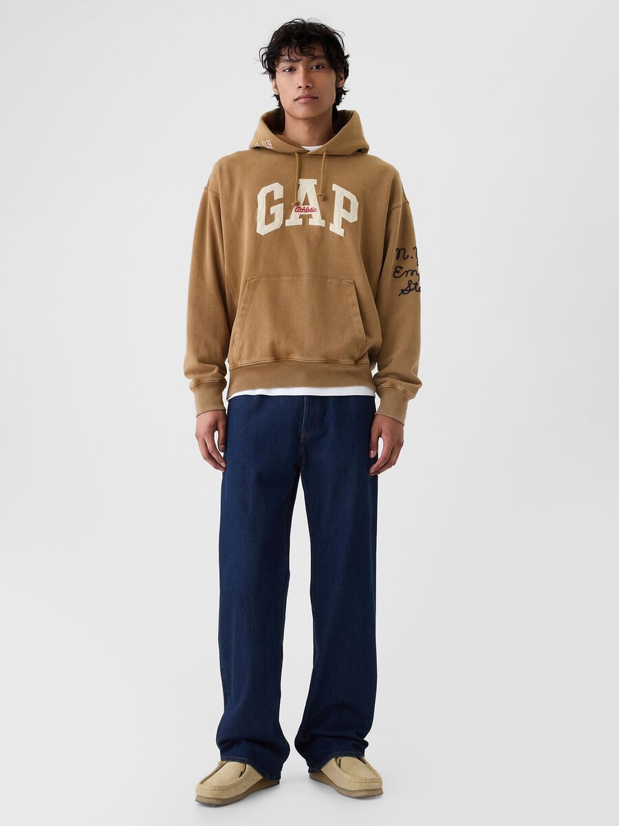 Sweatshirt with hood and logo patch_1