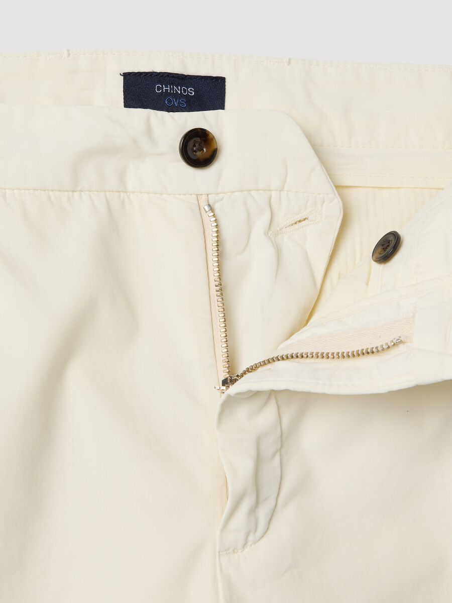 White cotton chino trousers, carrot fit_5