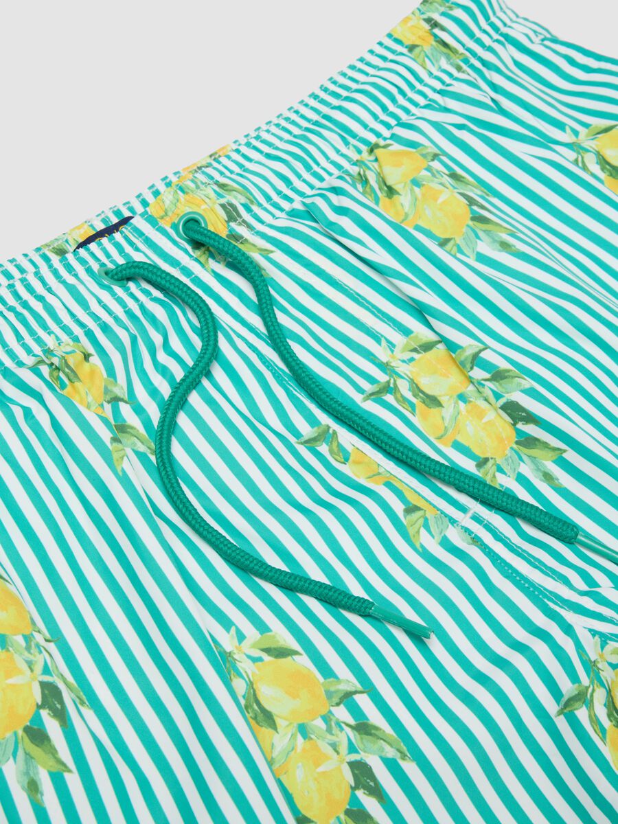 Blue striped swim shorts with lemon print_6
