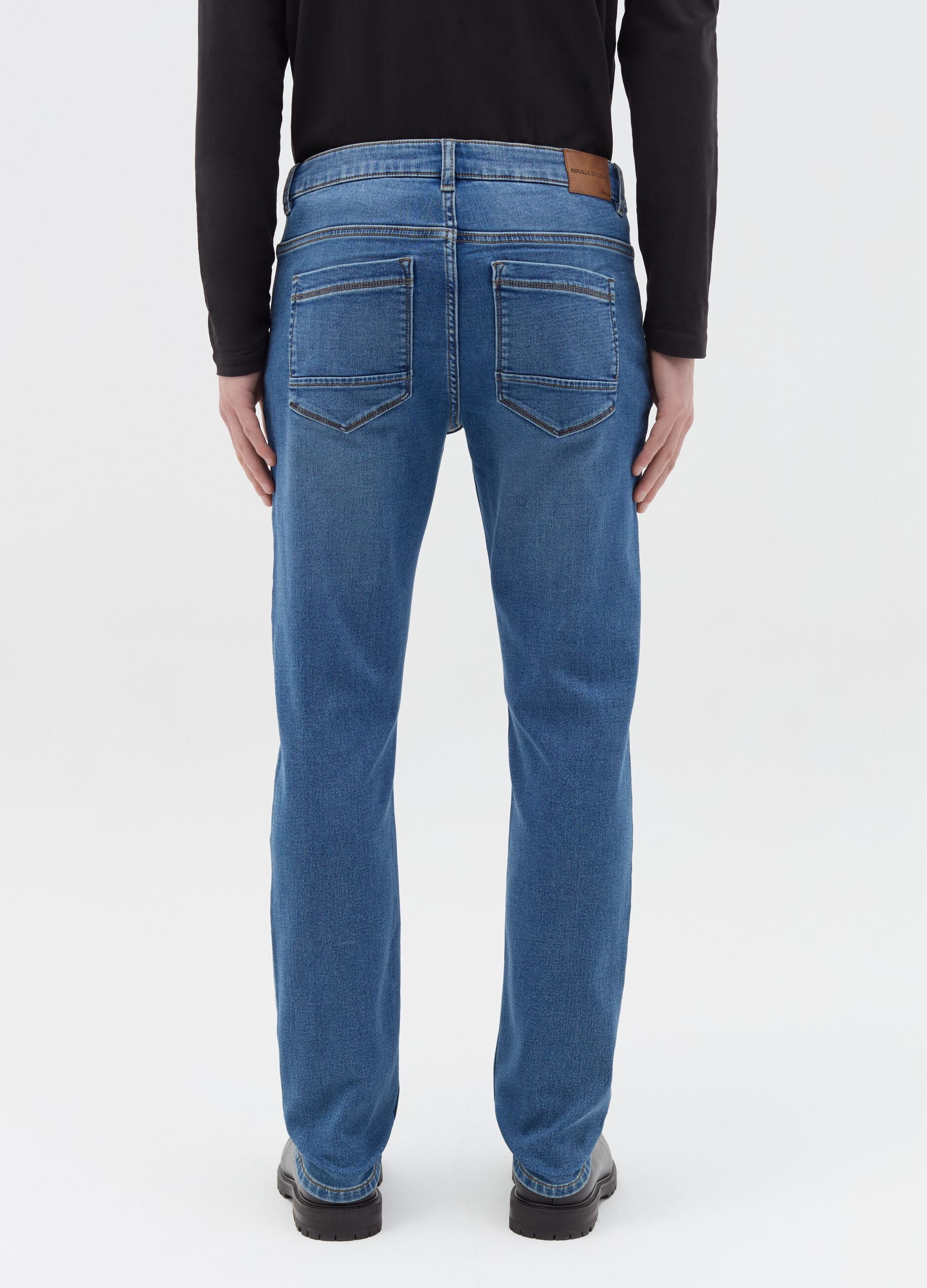 Skinny-fit jeans with fading