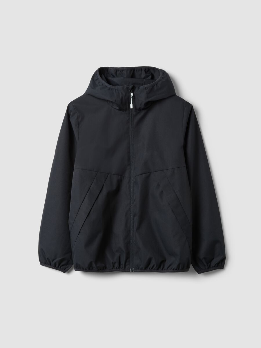 Black oversized rain jacket with hood and zip for boys_0