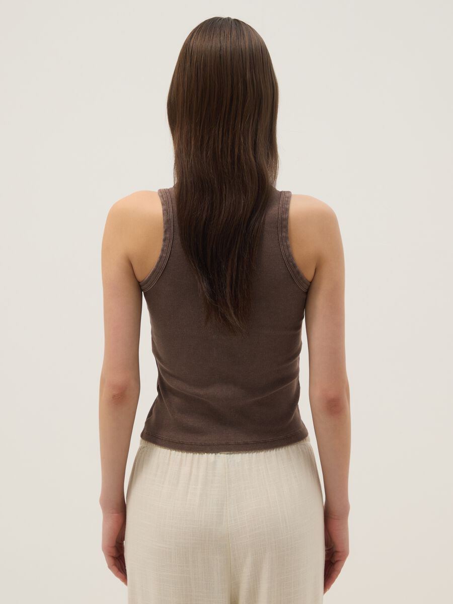 Brown ribbed stretch cotton fitted tank top_4