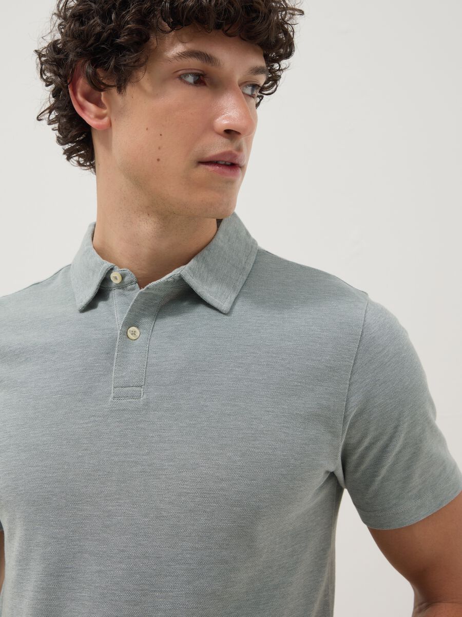 Grey short-sleeved polo shirt in pure cotton_3