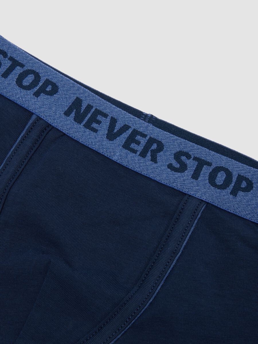 Blue midi boxer briefs in stretch organic cotton for boys_3