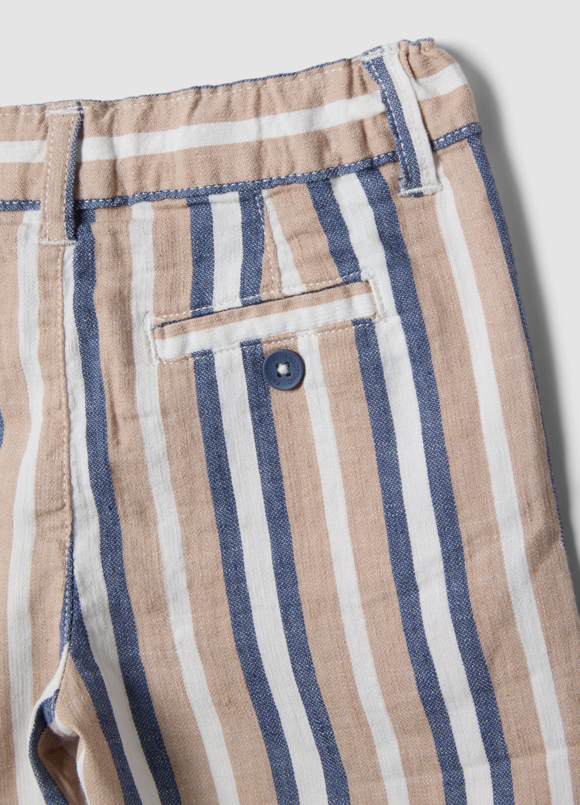 Multicolour stripe cotton blend boys' shorts, regular fit