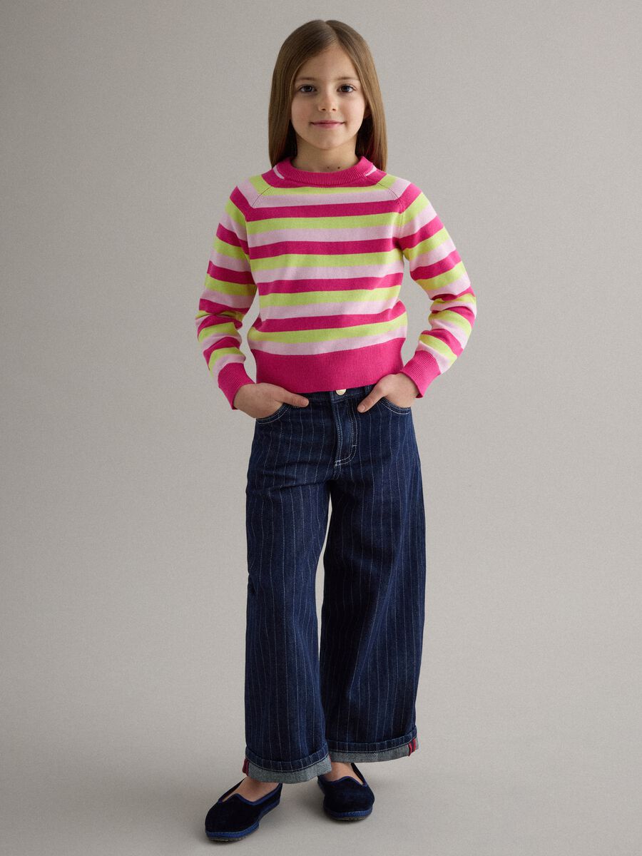 Girls' regular fit blue cotton-blend jeans with contrast stitching_0