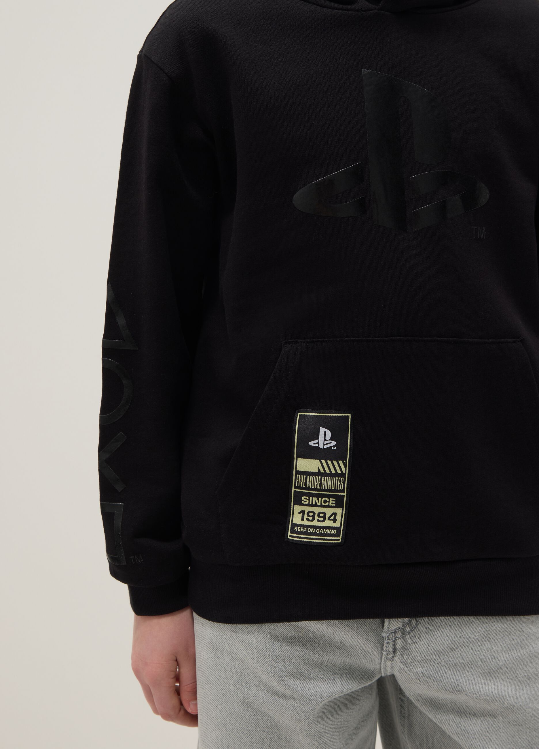 Black pure cotton hoodie for boys