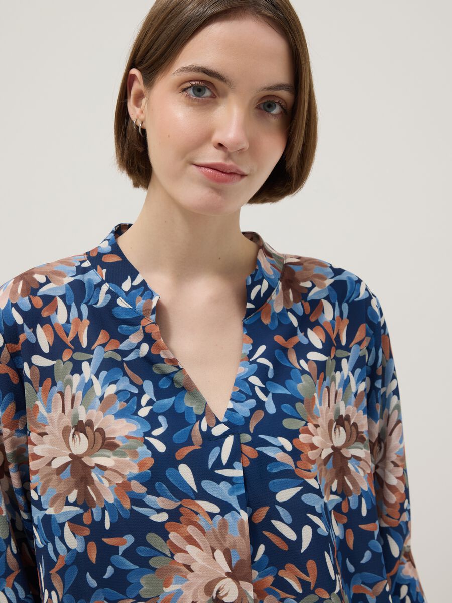Multicolour long-sleeve top with floral pattern, regular fit_0