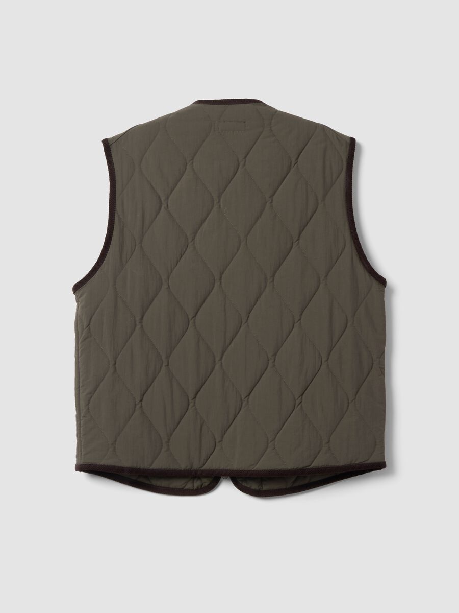 Gilet verde trapuntato con zip regular fit_6