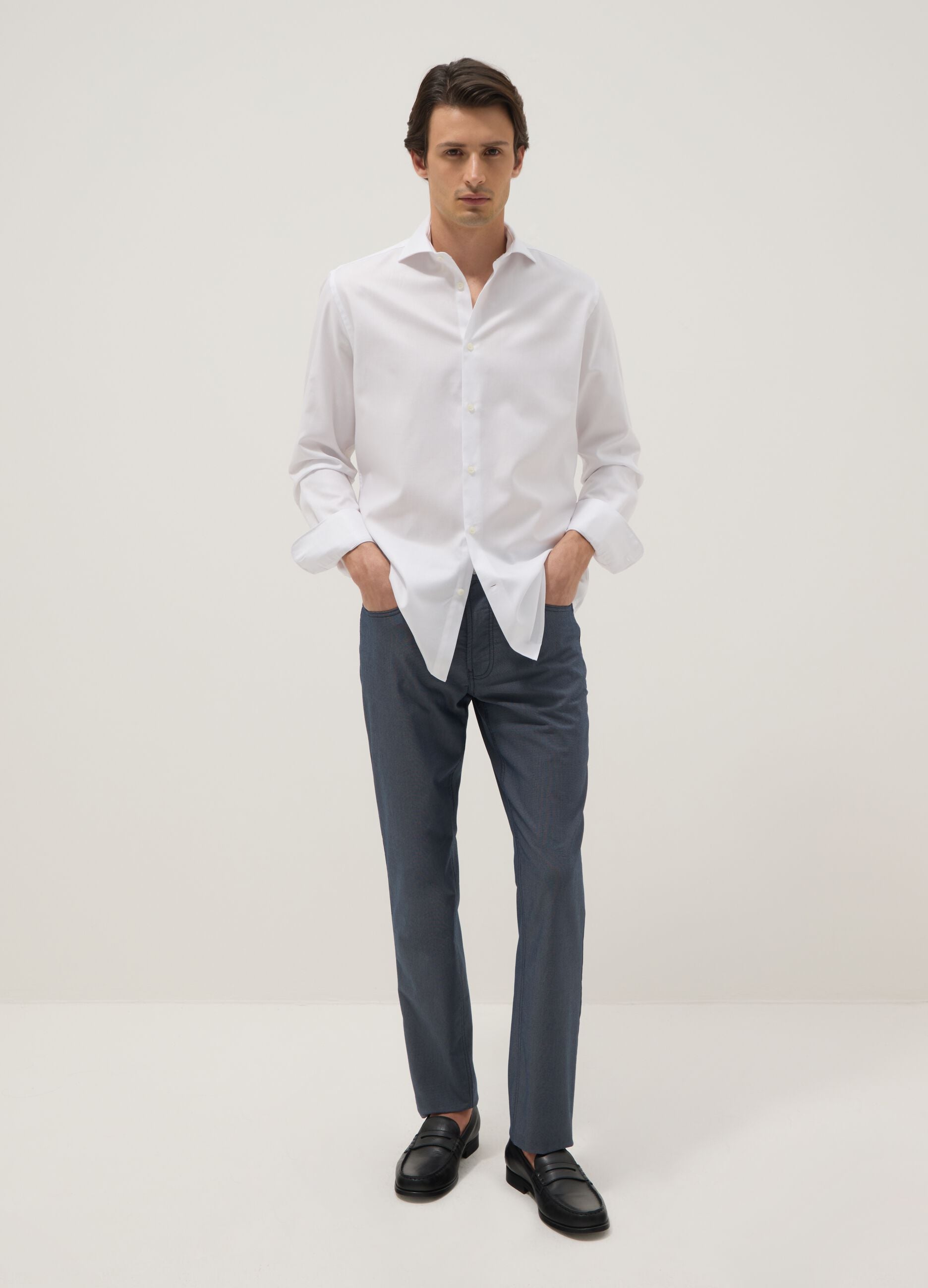 Slim fit blue stretch cotton blend chino trousers