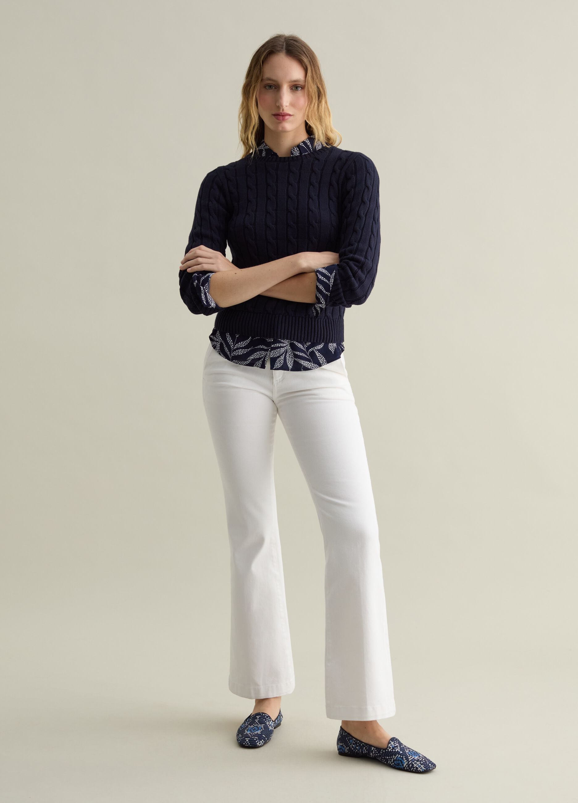 Ribbed pullover with cable-knit design