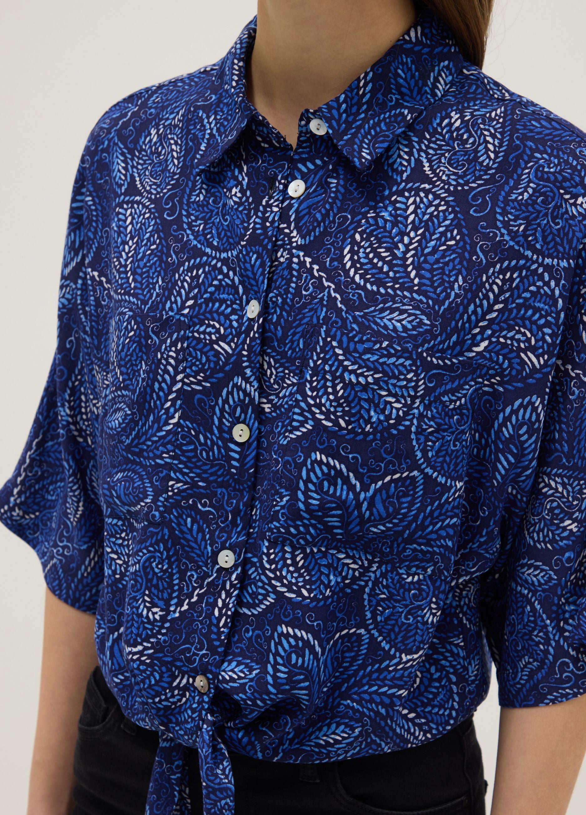 Multicolour pure viscose shirt with regular fit and pattern