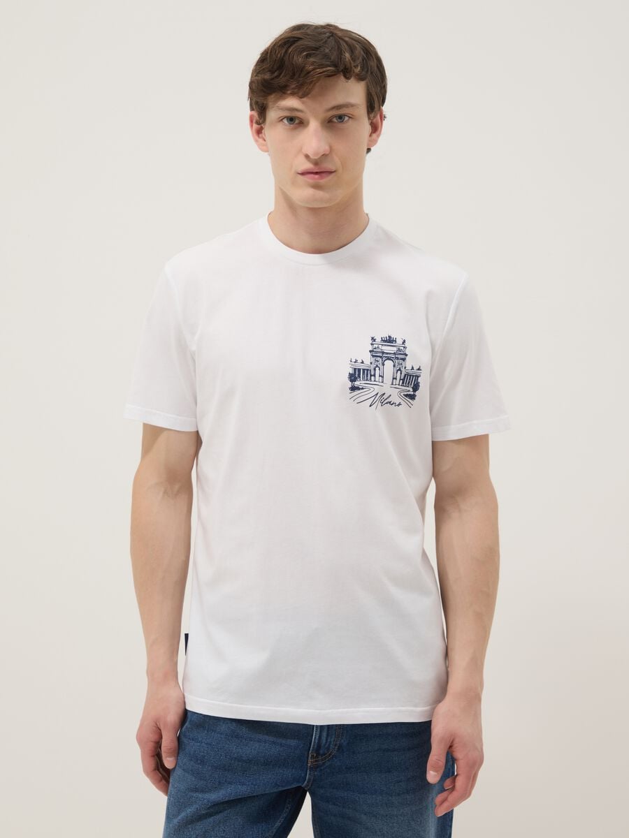 White pure cotton T-shirt with chest print, regular fit_0