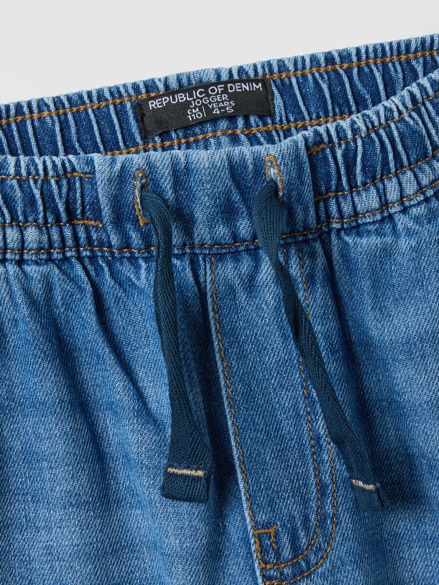 Boys' blue denim cotton blend relaxed fit jeans_2
