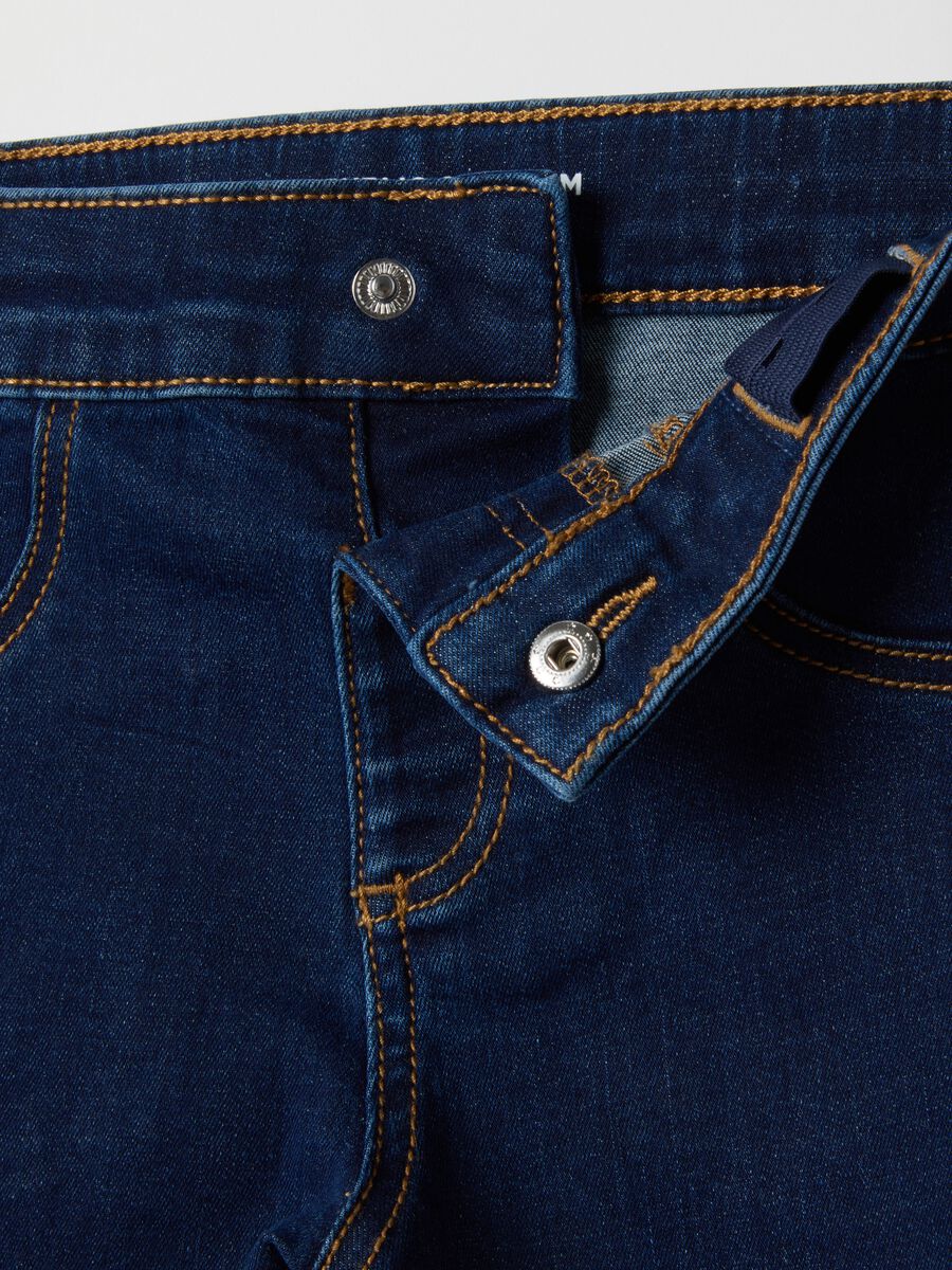 Blue regular fit cotton blend flare jeans for girls_2