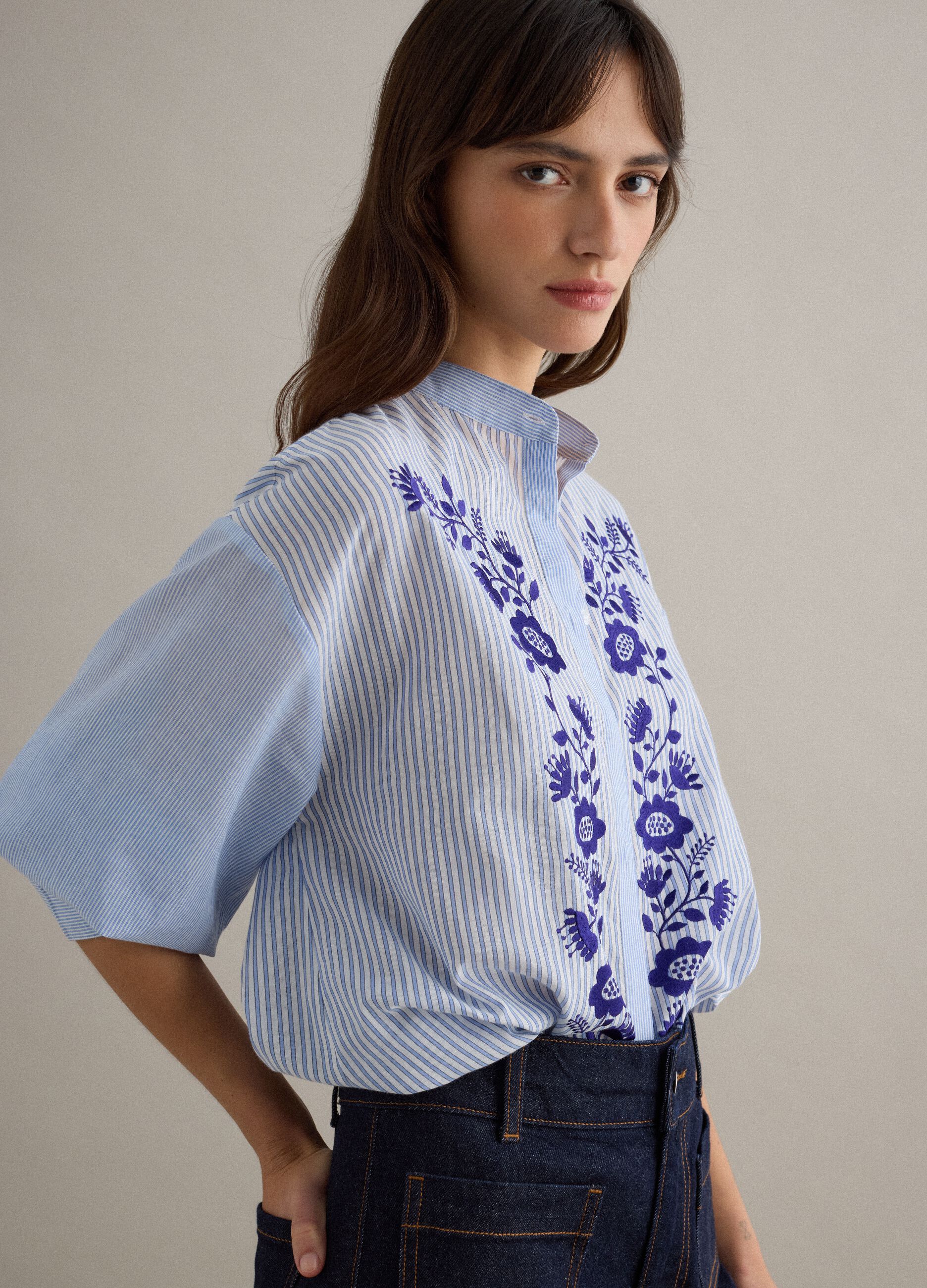 Striped multicolour regular fit pure cotton shirt with floral design