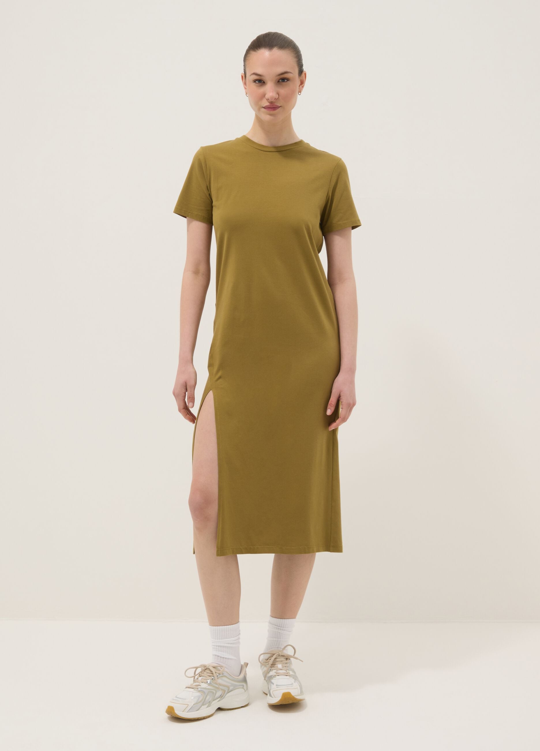 Green midi dress in stretch cotton with side slit