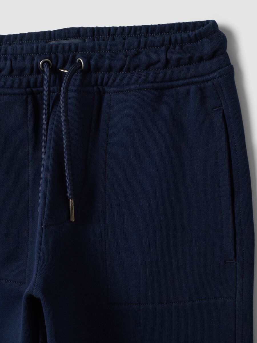 Blue pure cotton joggers with elasticated waist for boys_2