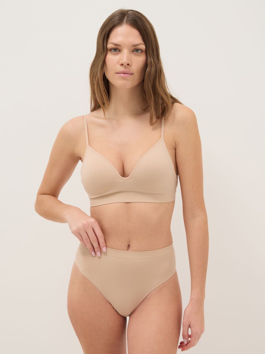 High-waisted stretchy beige fabric briefs_0