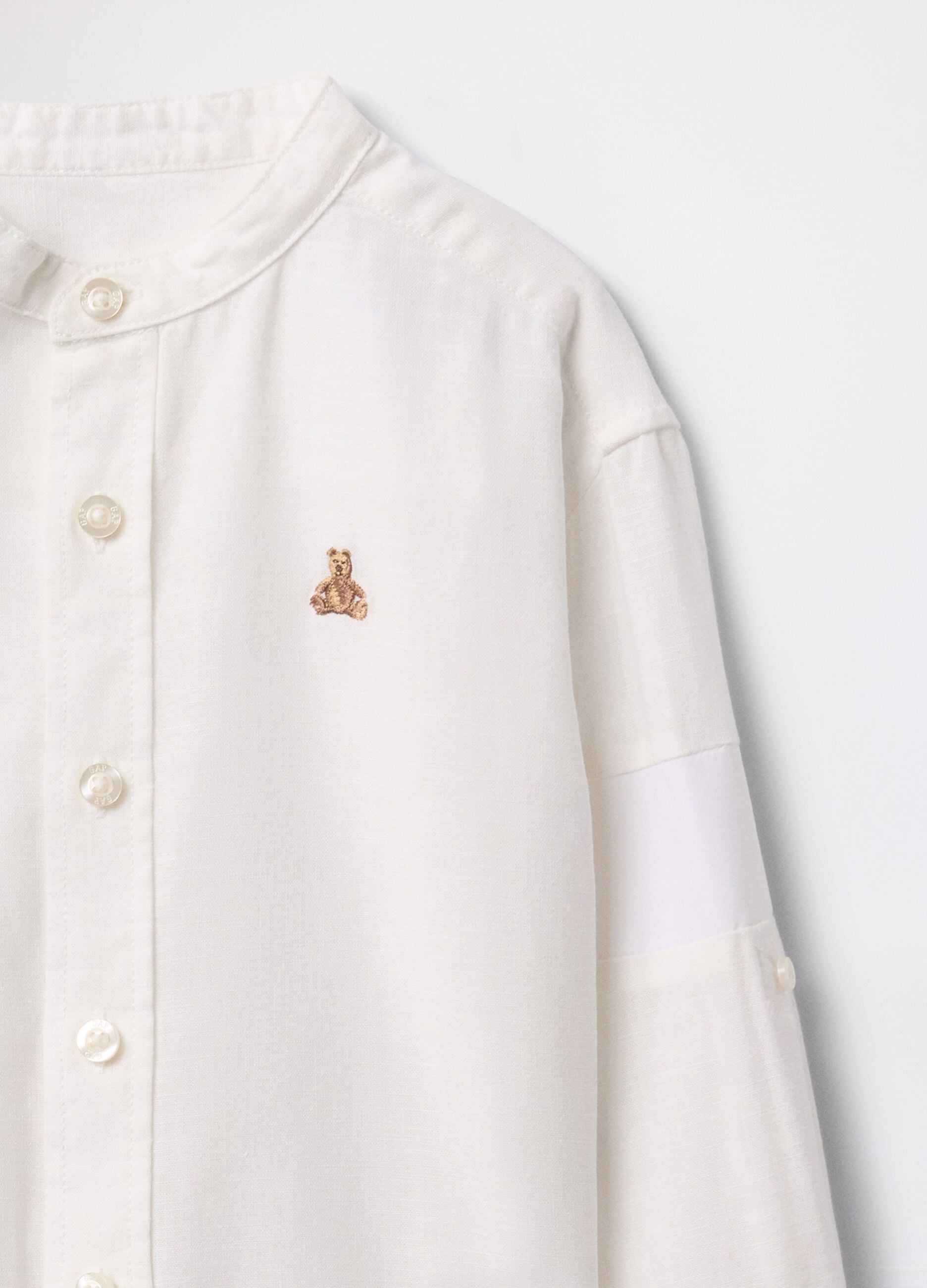 White linen and cotton shirt with teddy bear embroidery