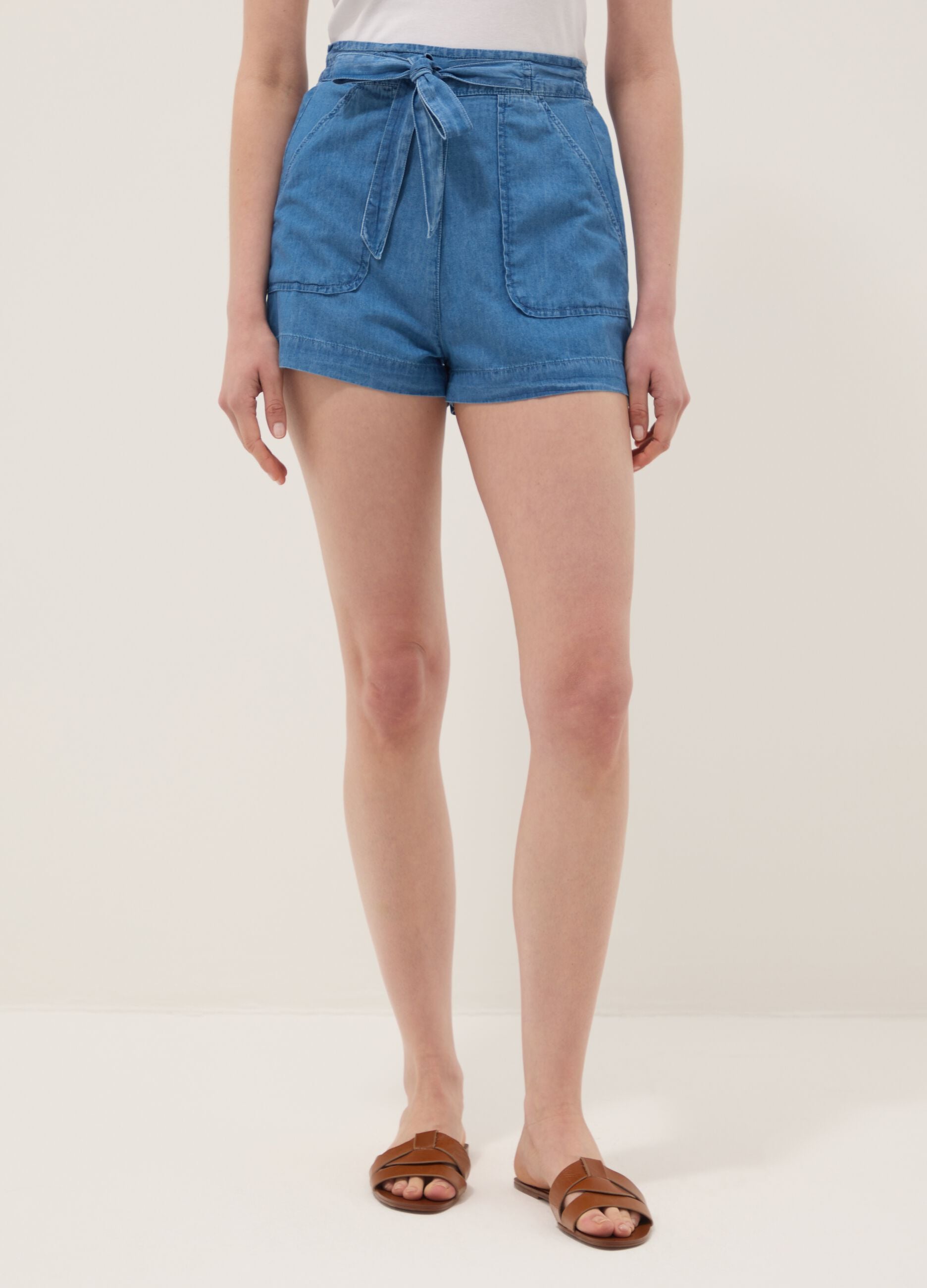 Denim shorts azzurri in puro cotone con vita elasticizzata regular fit