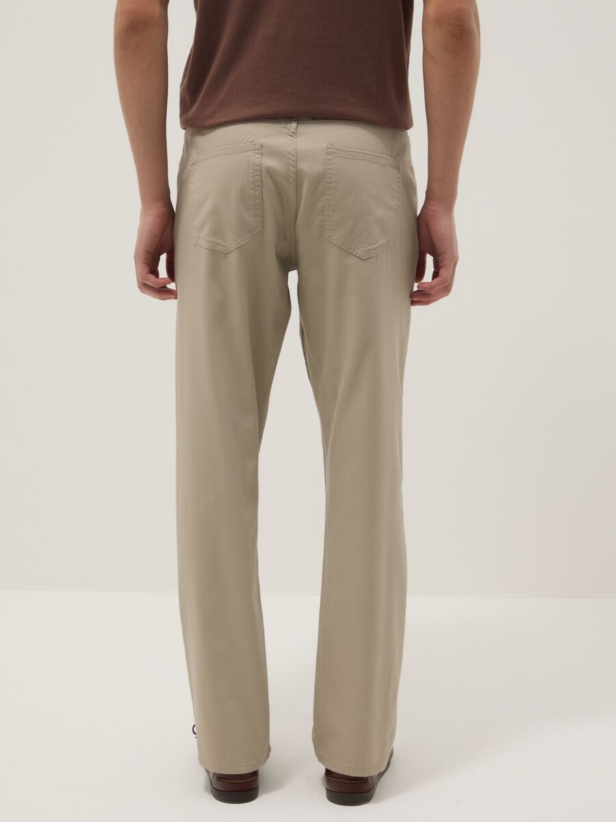 Regular fit beige cotton stretch trousers_2