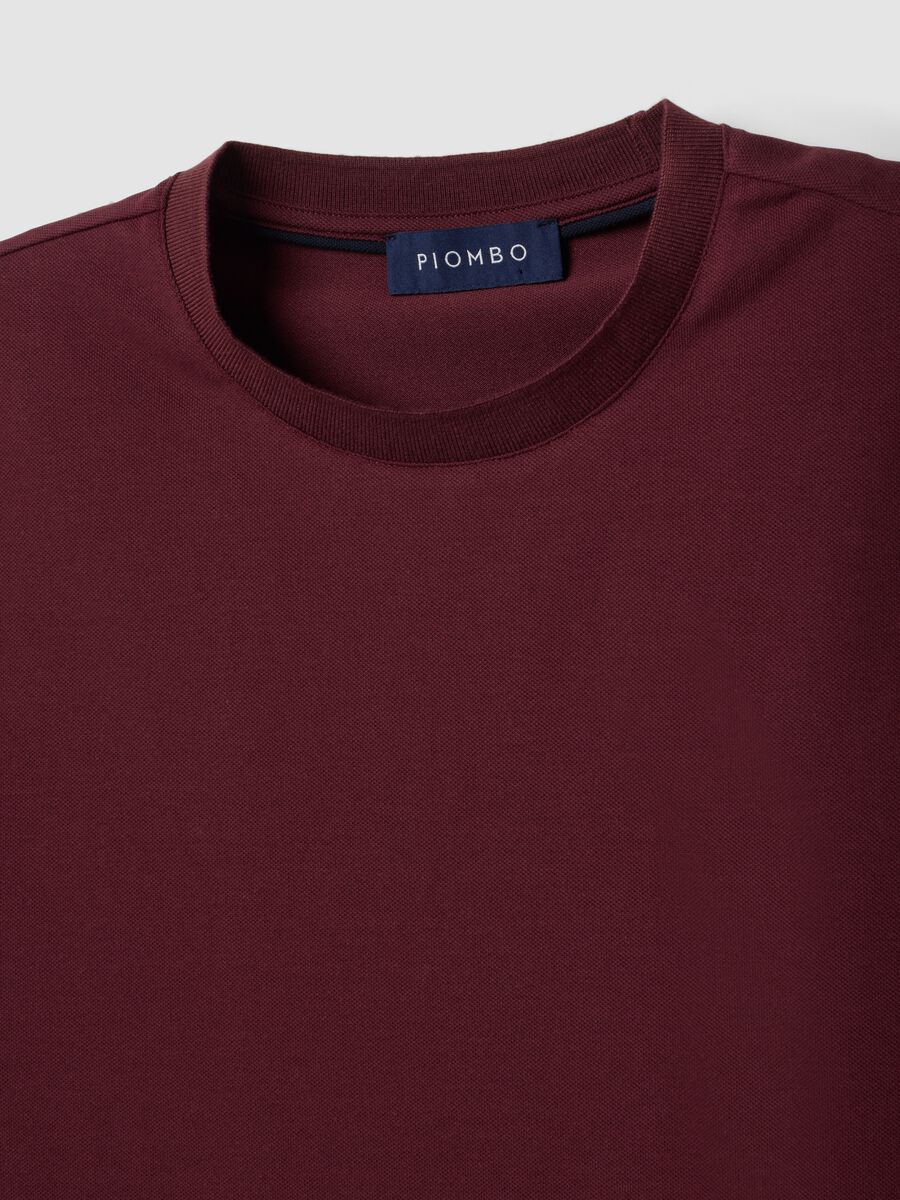 Red regular-fit stretch piqu&eacute; cotton-blend T-shirt with Easy Dry_1