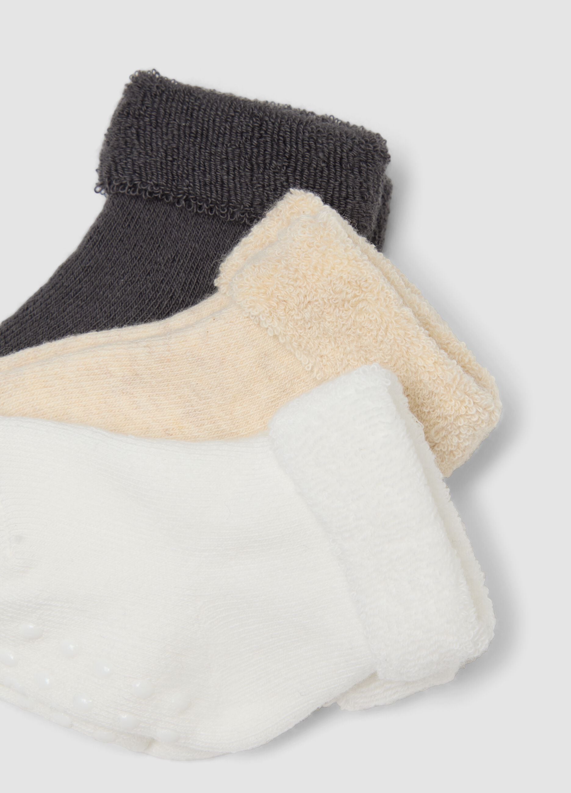 Pack of four multicolour short socks in stretch organic cotton for babies