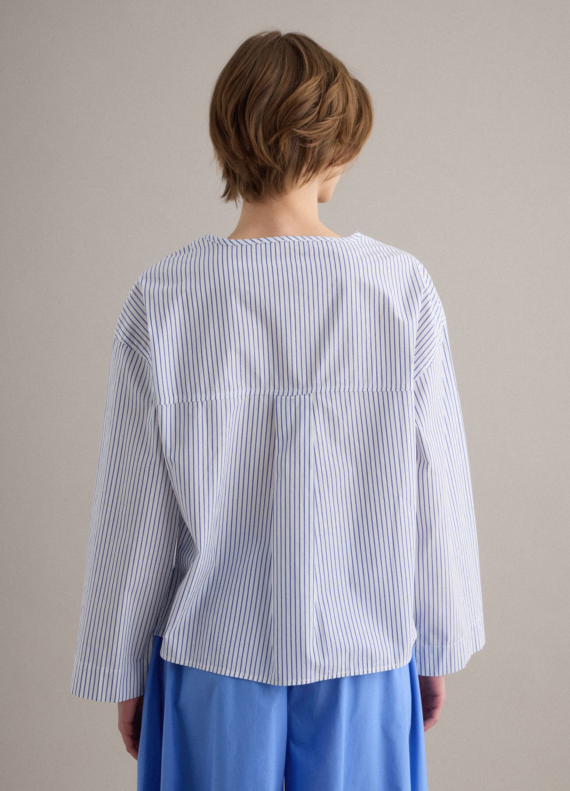 Multicolour striped pure cotton shirt regular fit with pocket