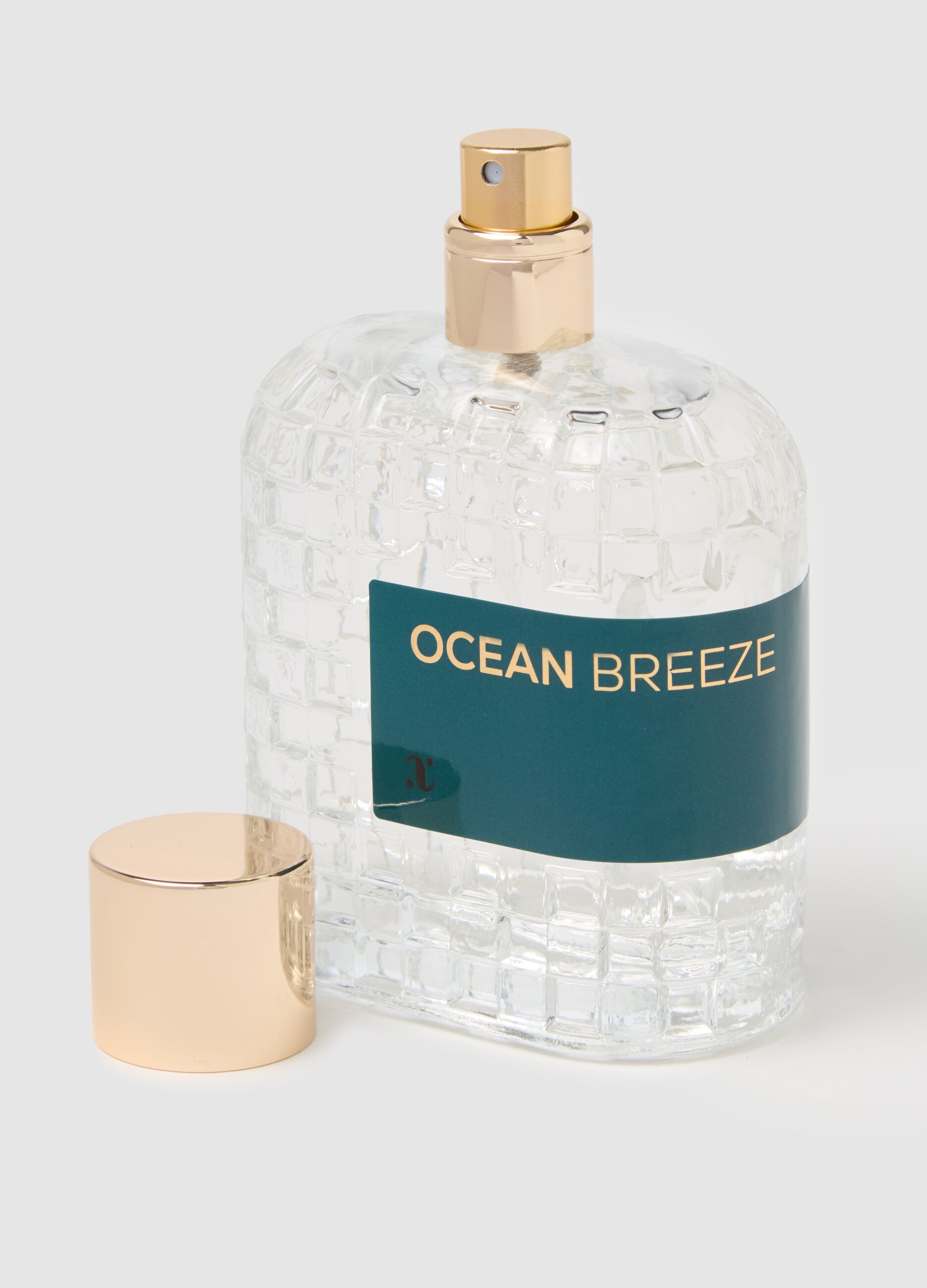 Ocean Breeze - a woody and marine extract