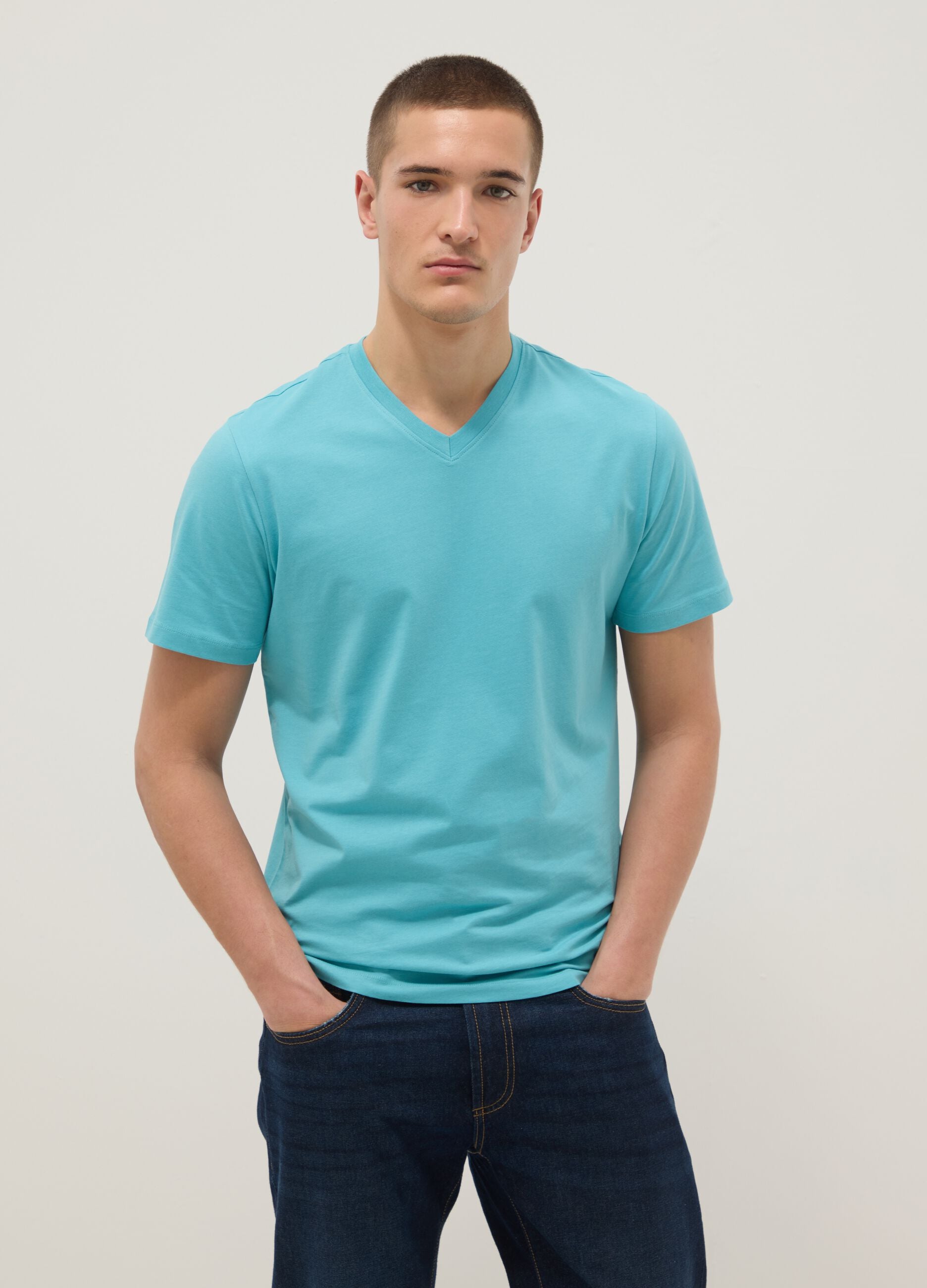 Light blue pure cotton V-neck t-shirt regular fit