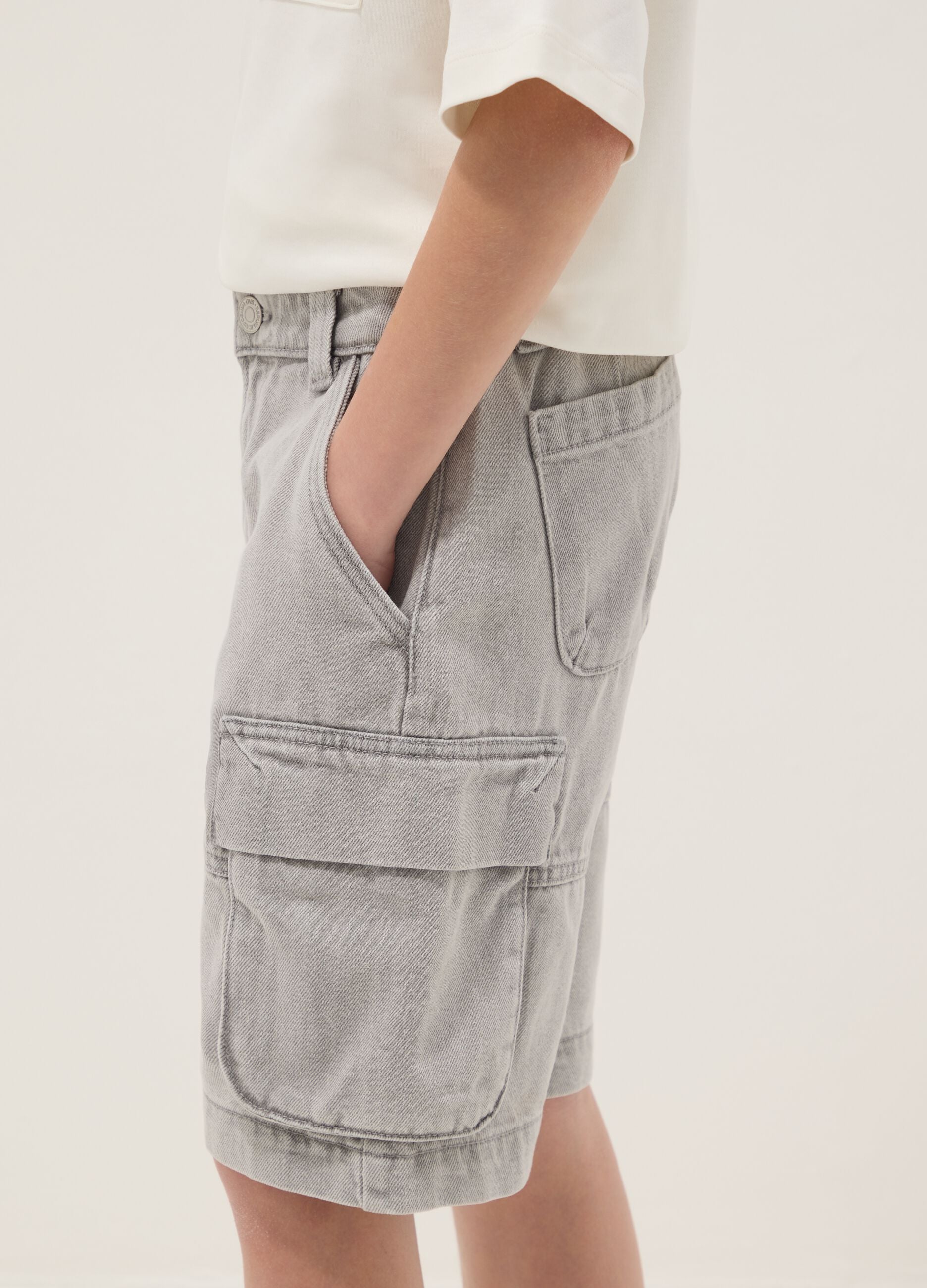Grey cotton and viscose blend cargo shorts