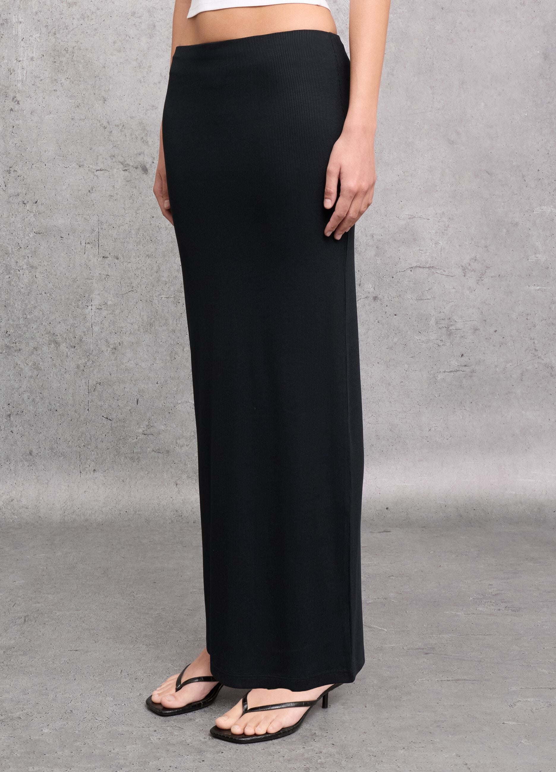 Black Ribbed Long Skirt