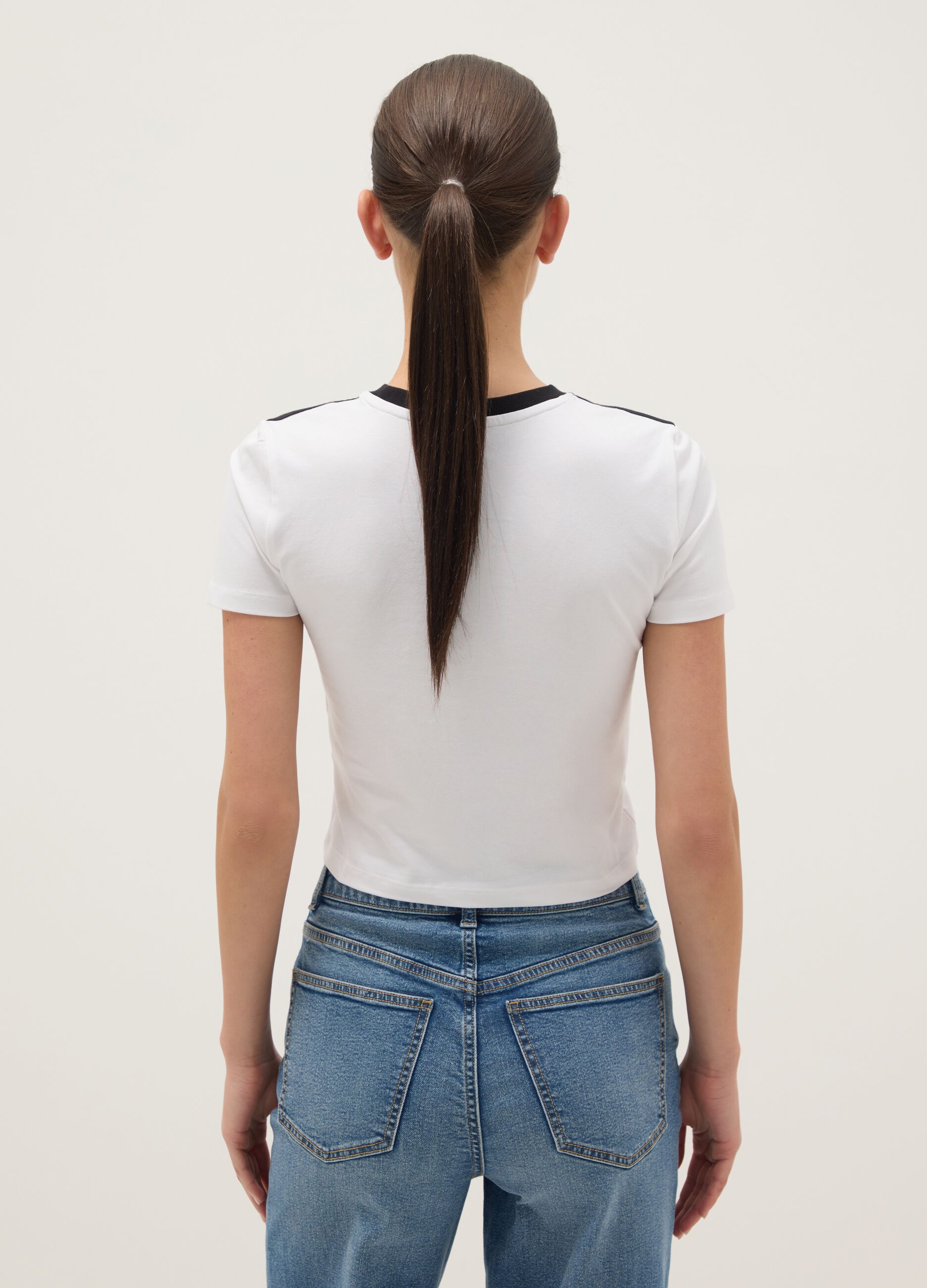 White pure cotton regular fit T-shirt with Kuromi print