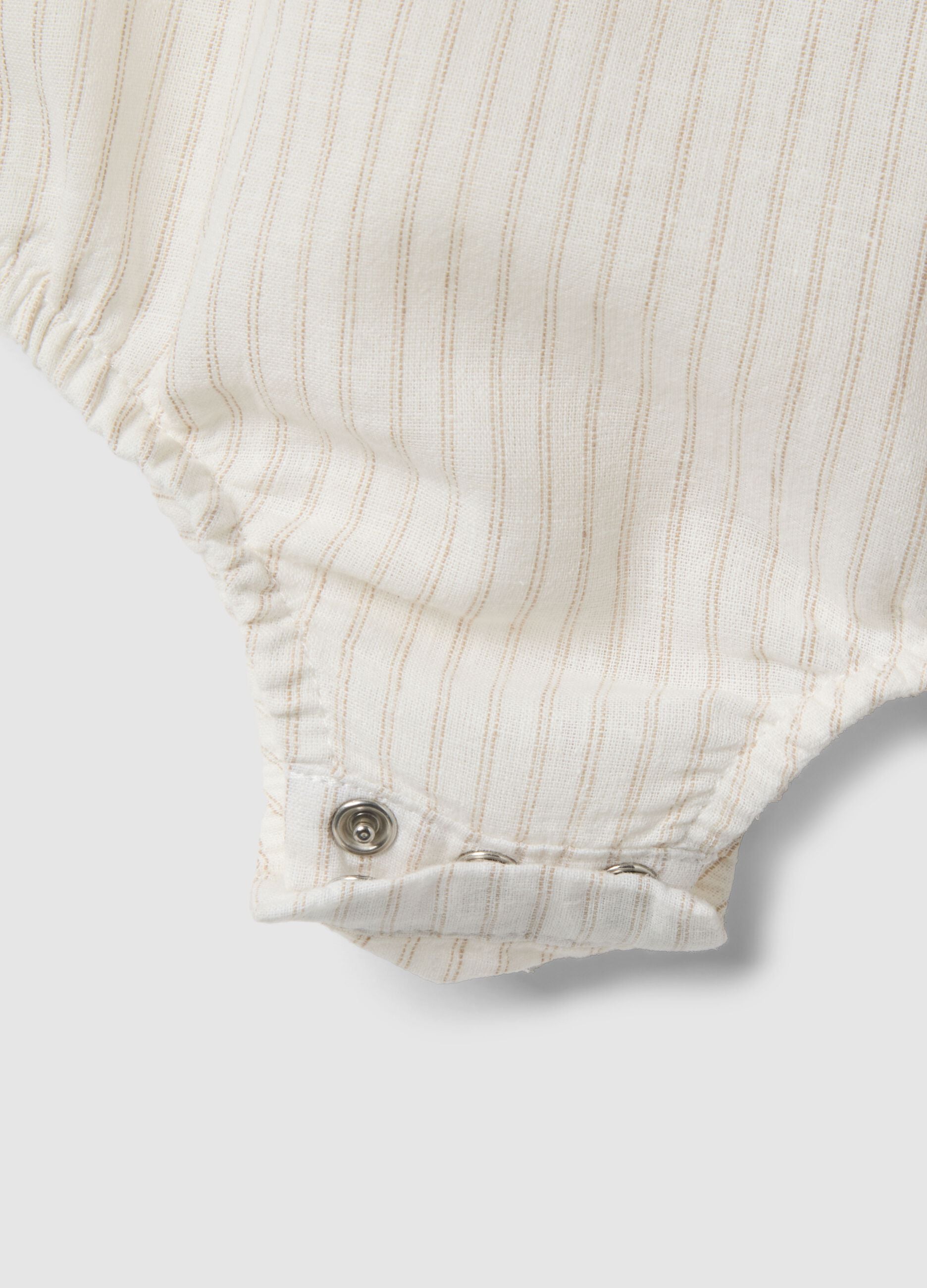 Beige body in linen and cotton blend