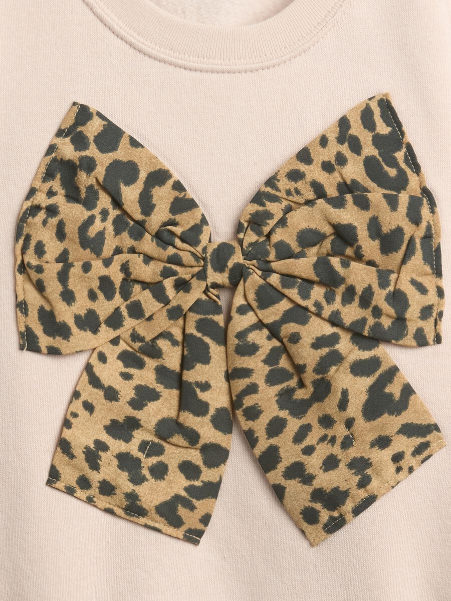 Beige Sweatshirt with Leopard Bow_2
