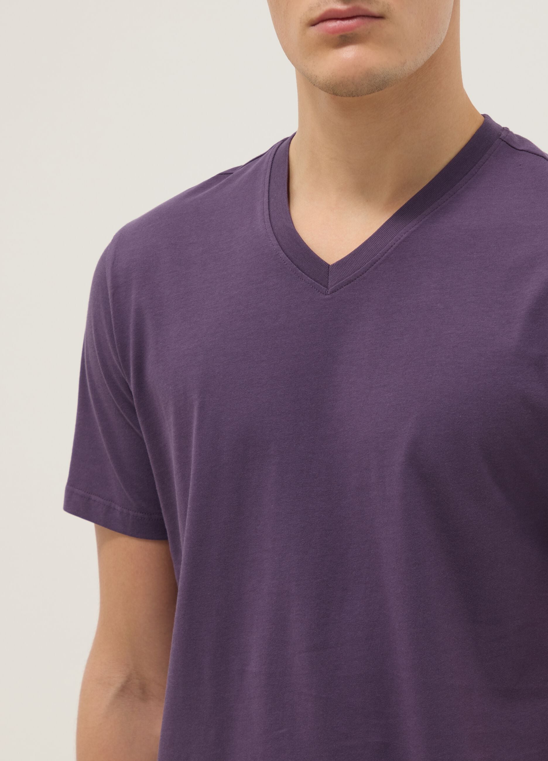 Purple pure cotton regular fit V-neck T-shirt